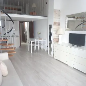 https://breno-apartment.italymilanhotels.net